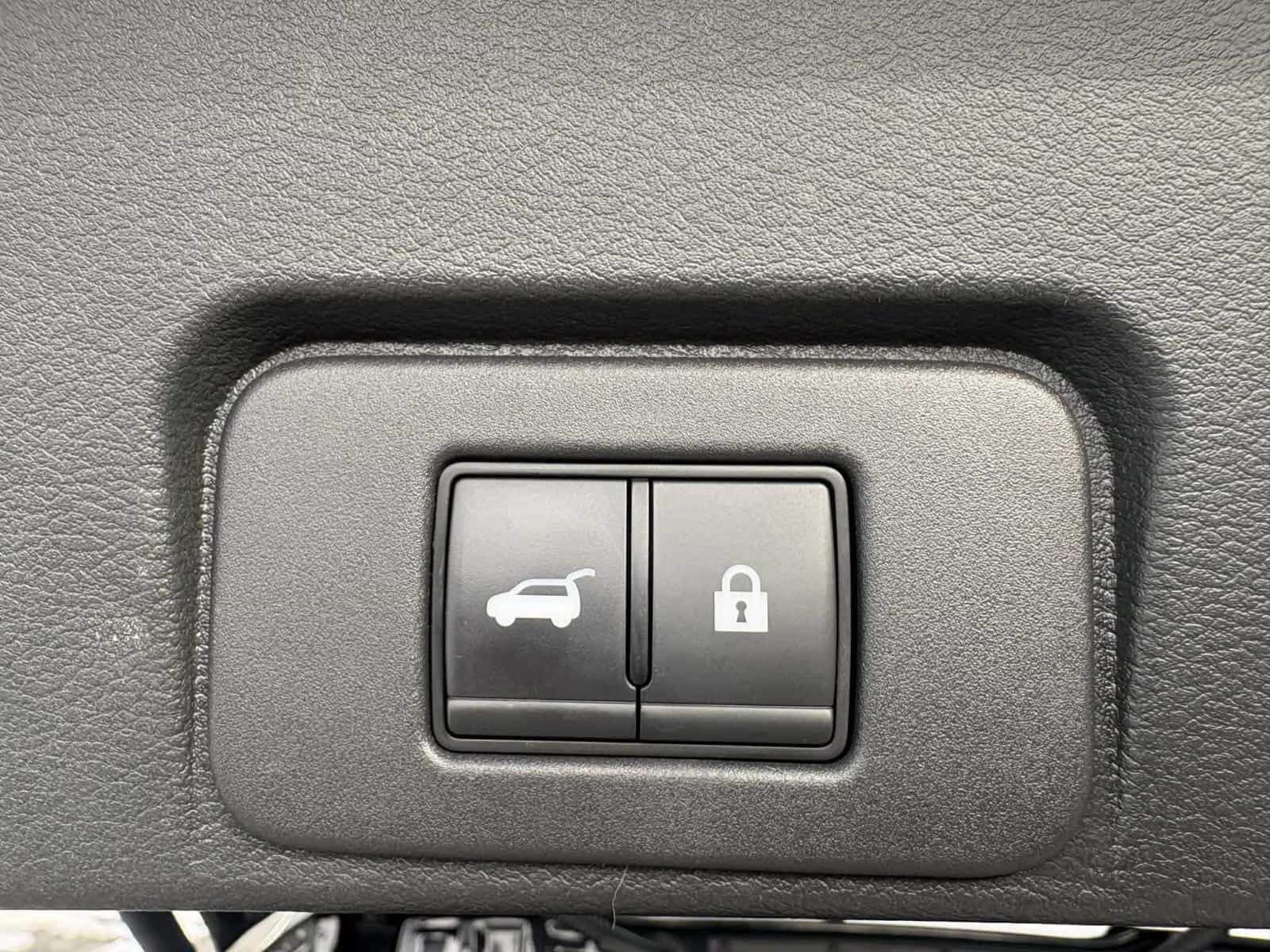 Image 25 Nissan Rogue SV Midnight 2023