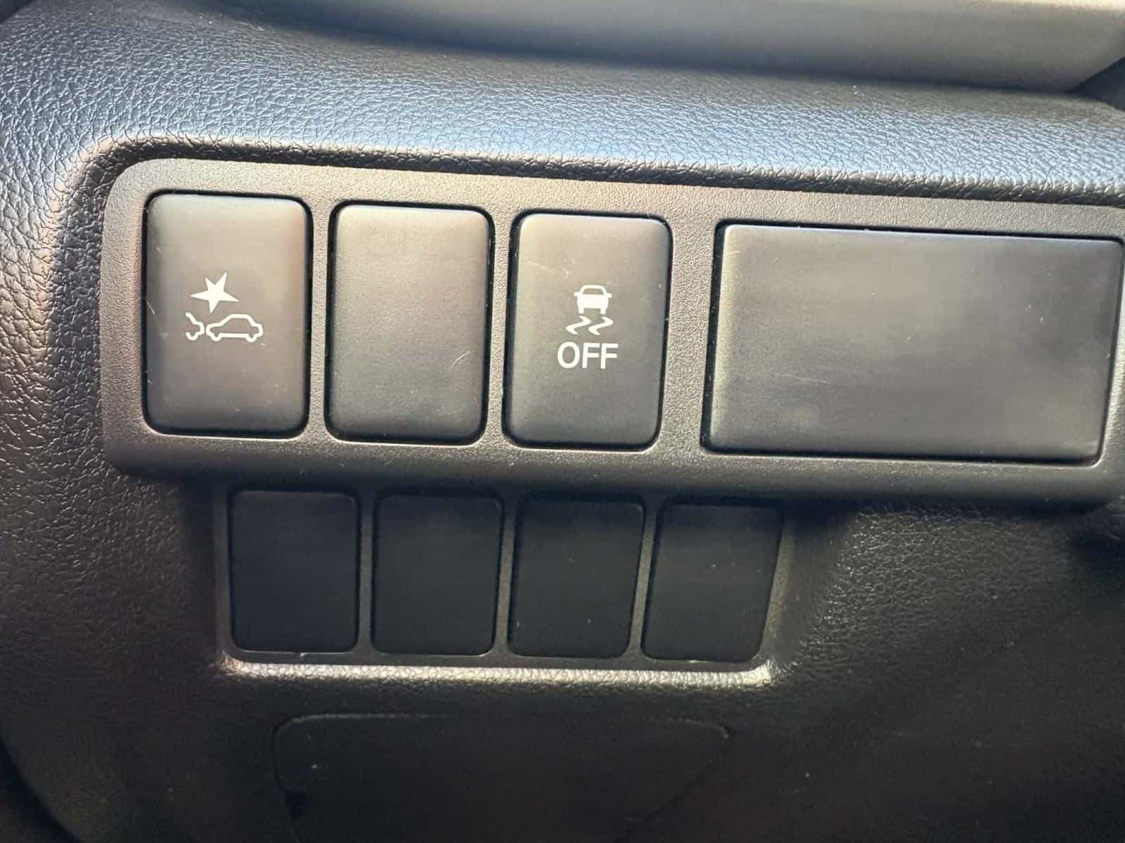 Image 17 Mitsubishi Eclipse Cross Carbon 2023