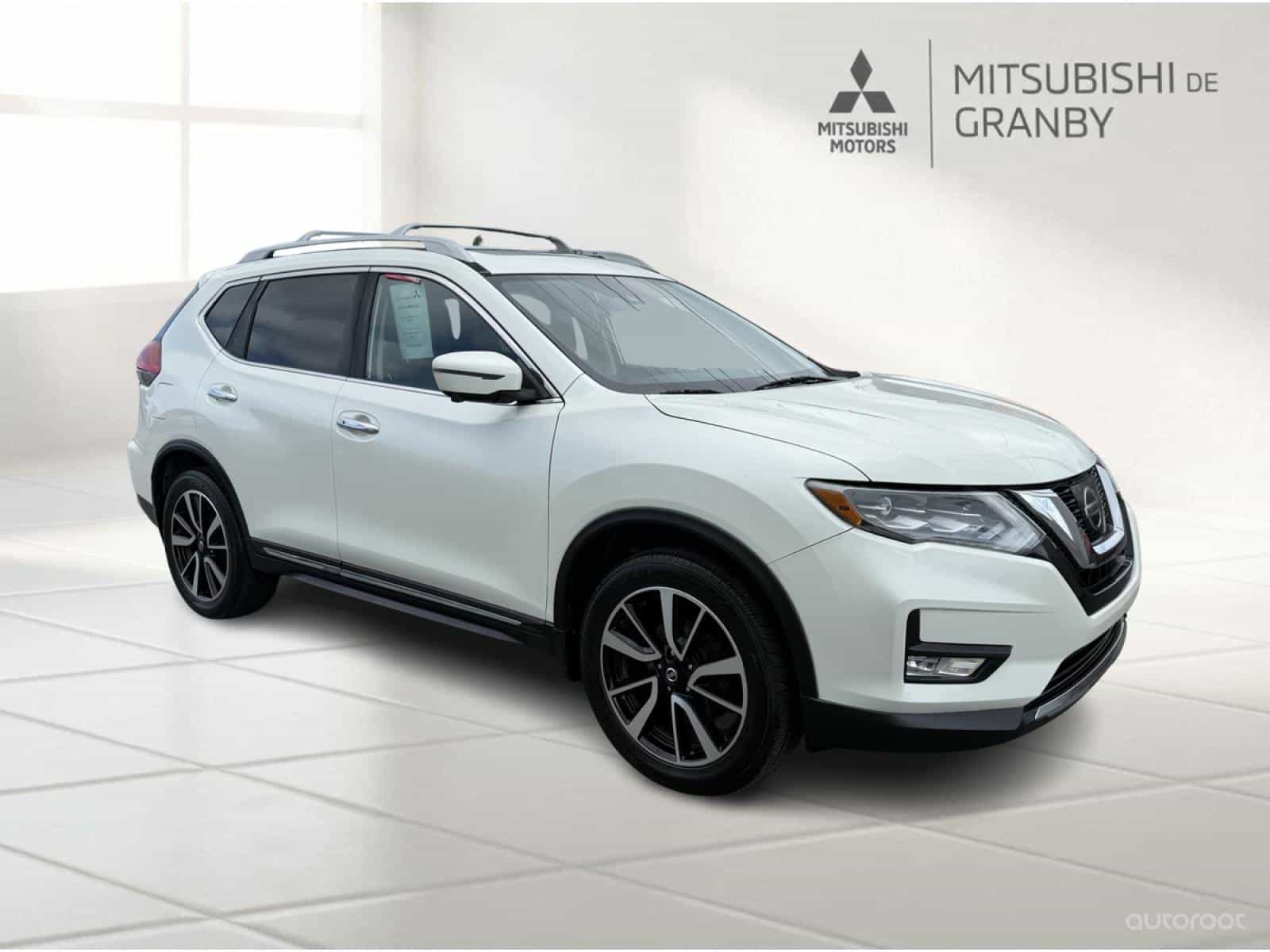 2017 Nissan Rogue SL - Image 1