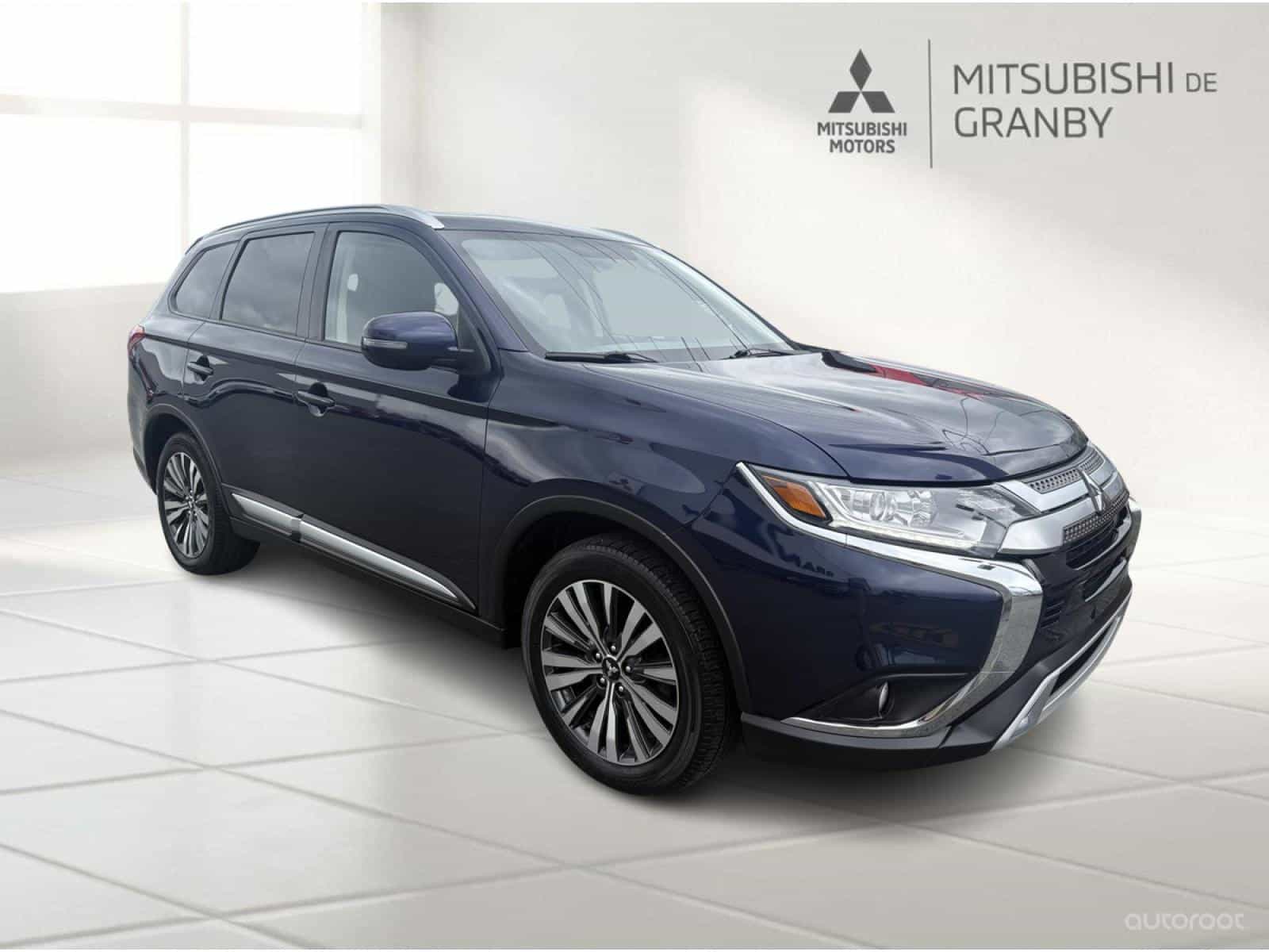 2020 Mitsubishi Outlander EX - Image 1