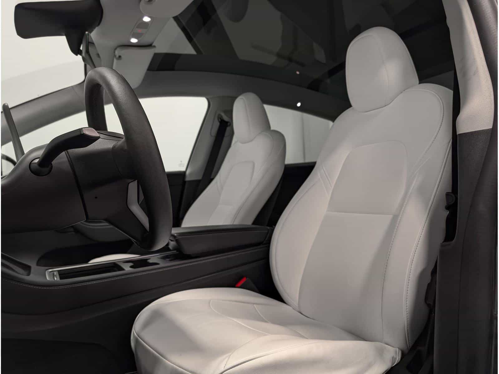 2023 Tesla Model Y Standard Range - Image 7