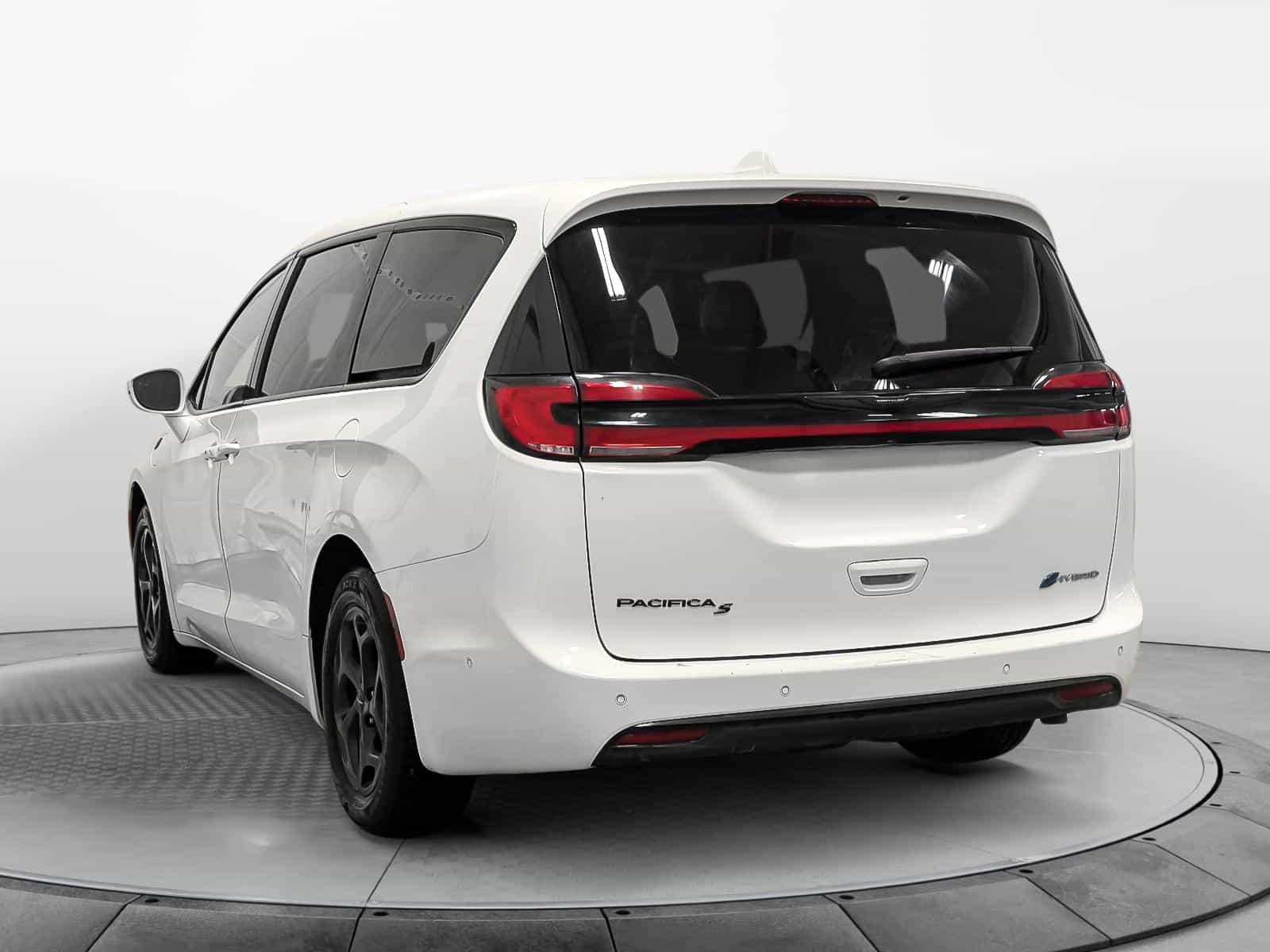 Image 3 Chrysler Pacifica Hybrid Limited 2022
