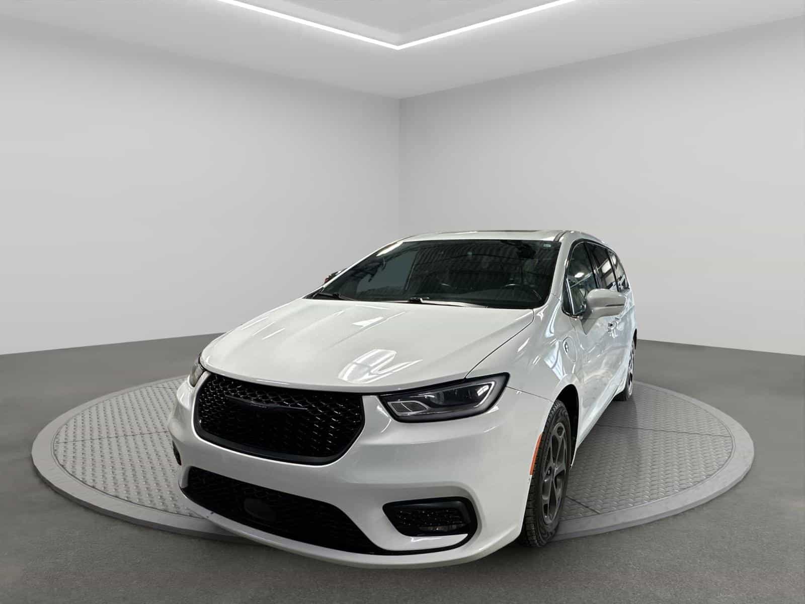 Image 1 Chrysler Pacifica Hybrid Limited 2022