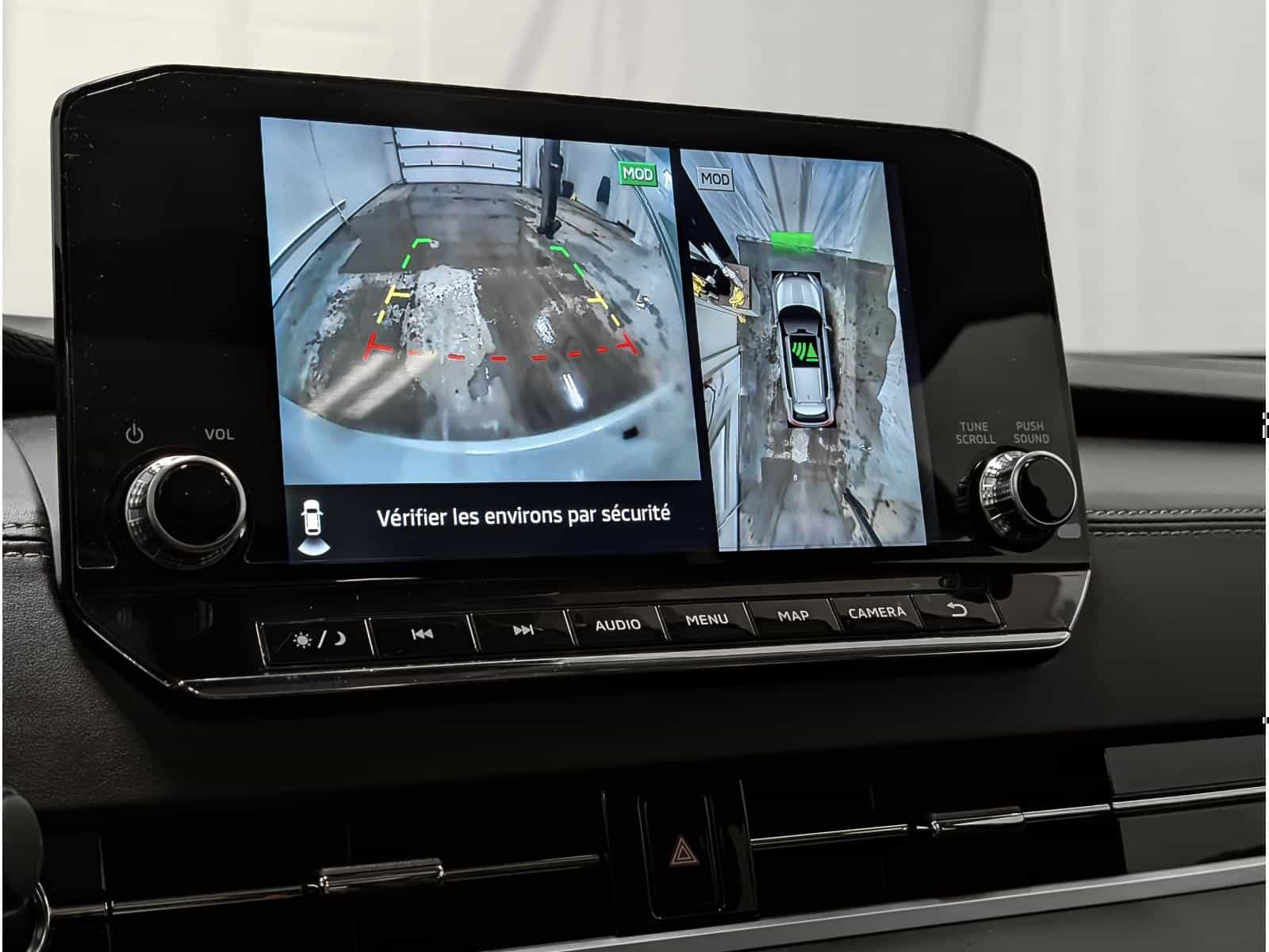 2023 Mitsubishi Outlander GT - Image 11