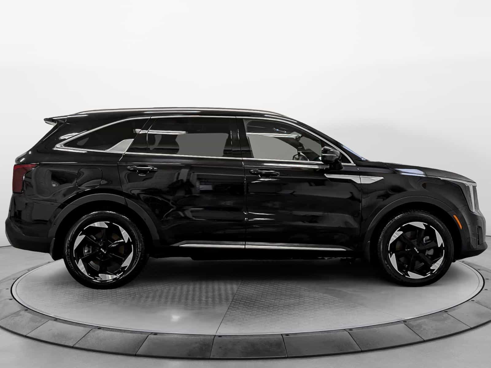 2025 Kia Sorento SX PHEV - Image 5
