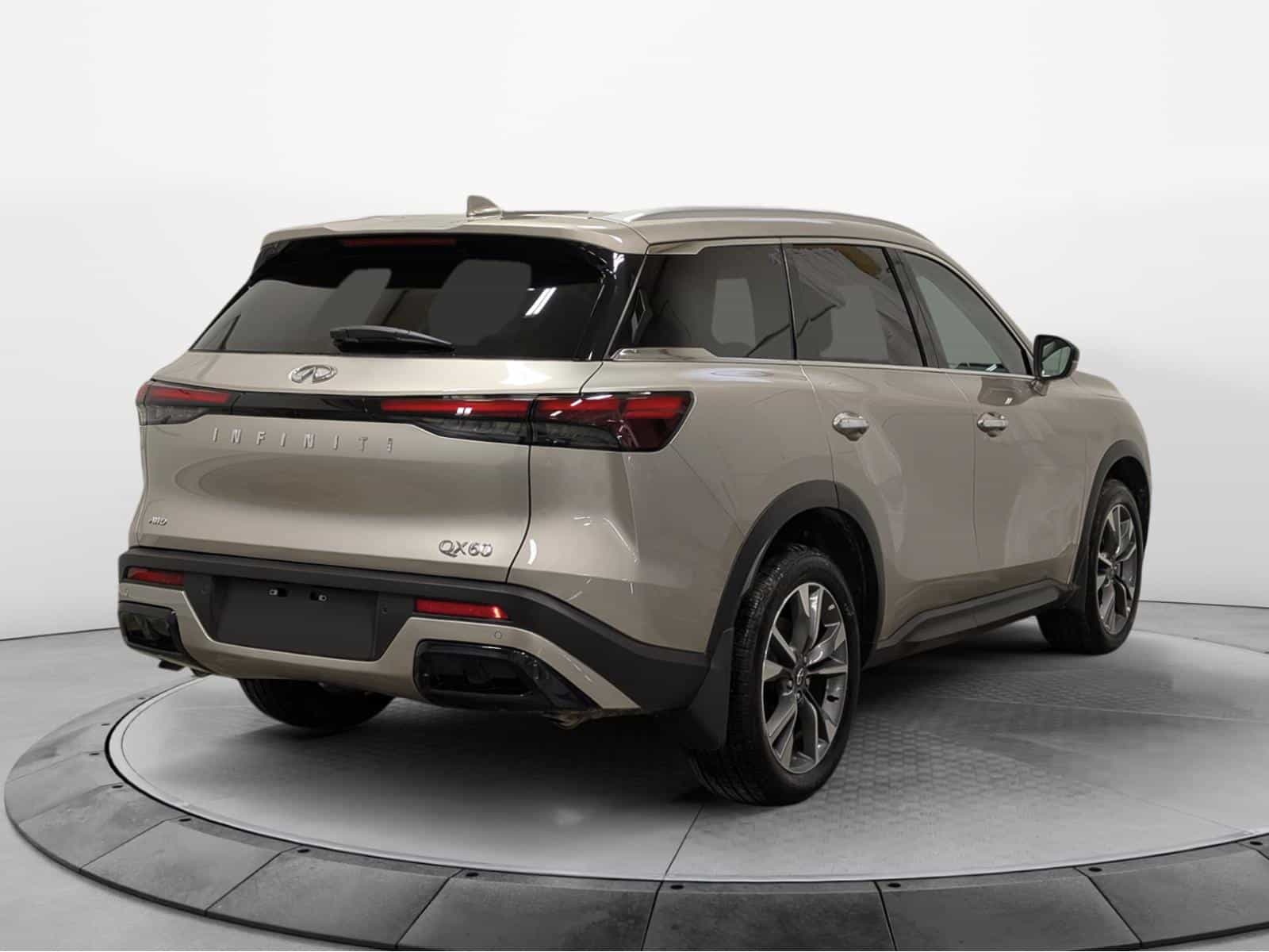 2025 Infiniti QX60 Luxe - Image 4