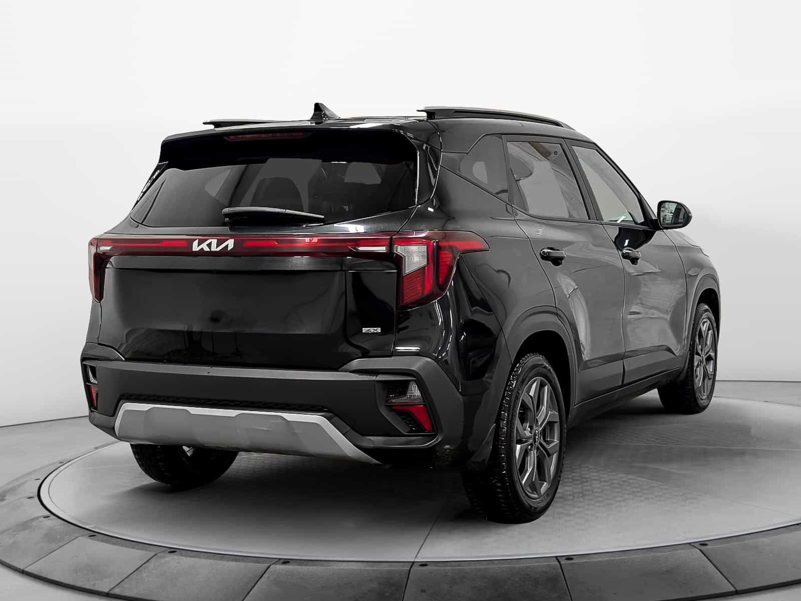 2024 Kia Seltos LX - Image 4