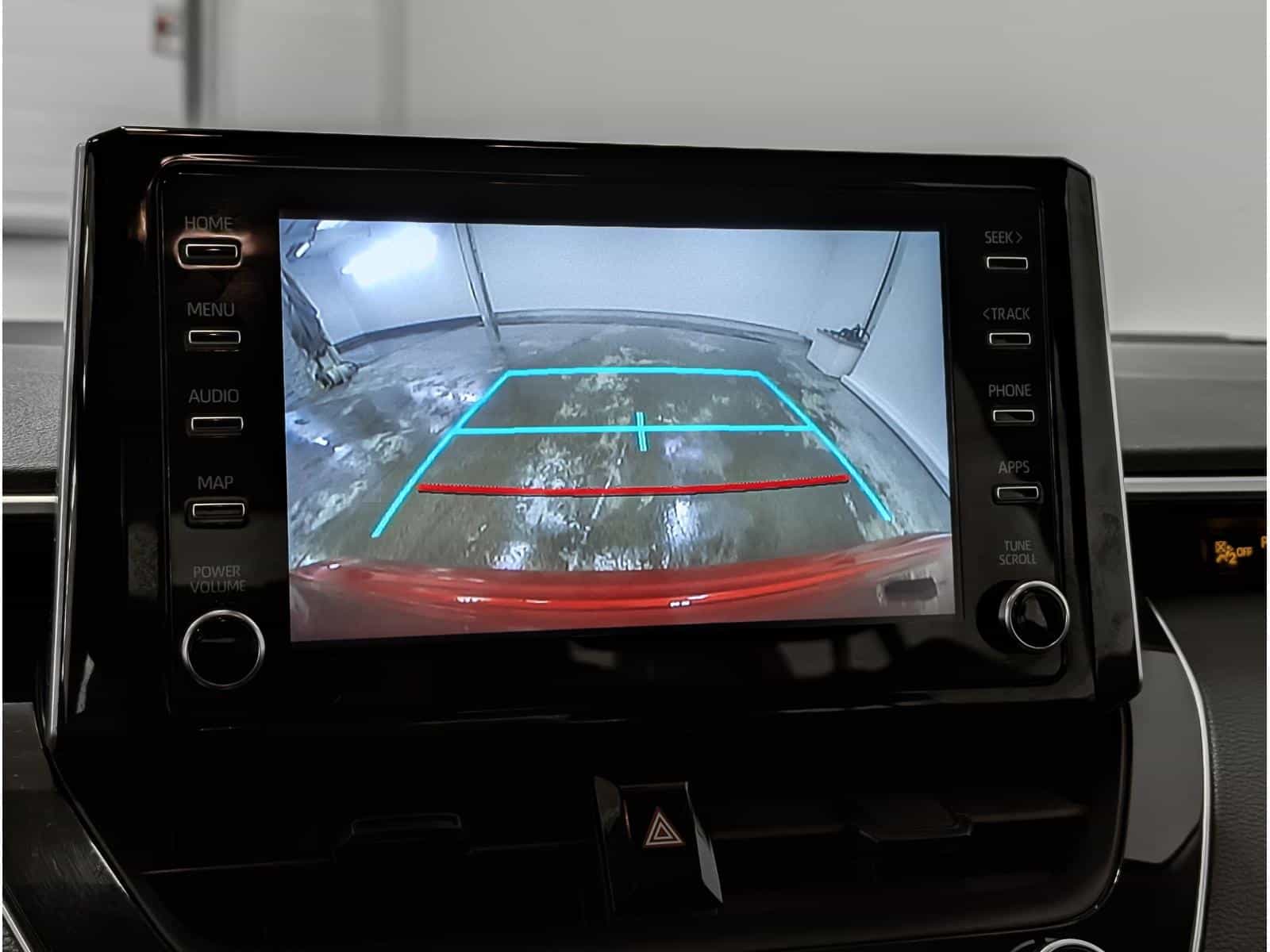 2021 Toyota Corolla LE - Image 10