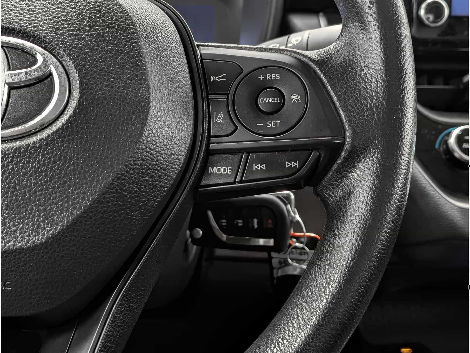 Image 12 Toyota Corolla LE 2021