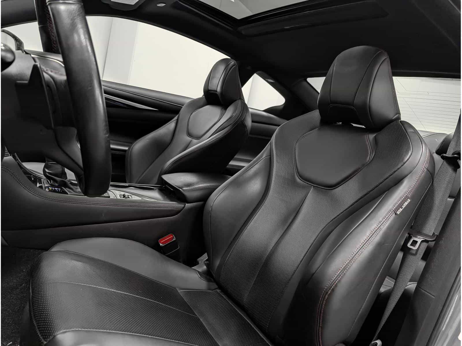 2022 Infiniti Q60 Red Sport - Image 7