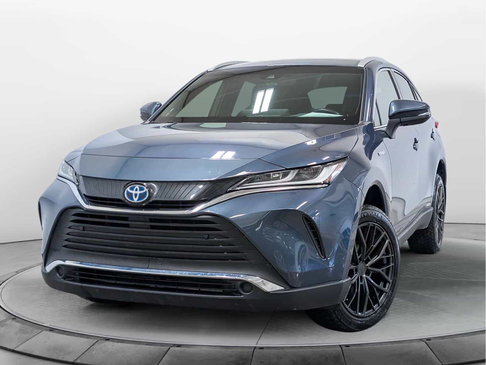 2021 Toyota Venza XLE - Image 1