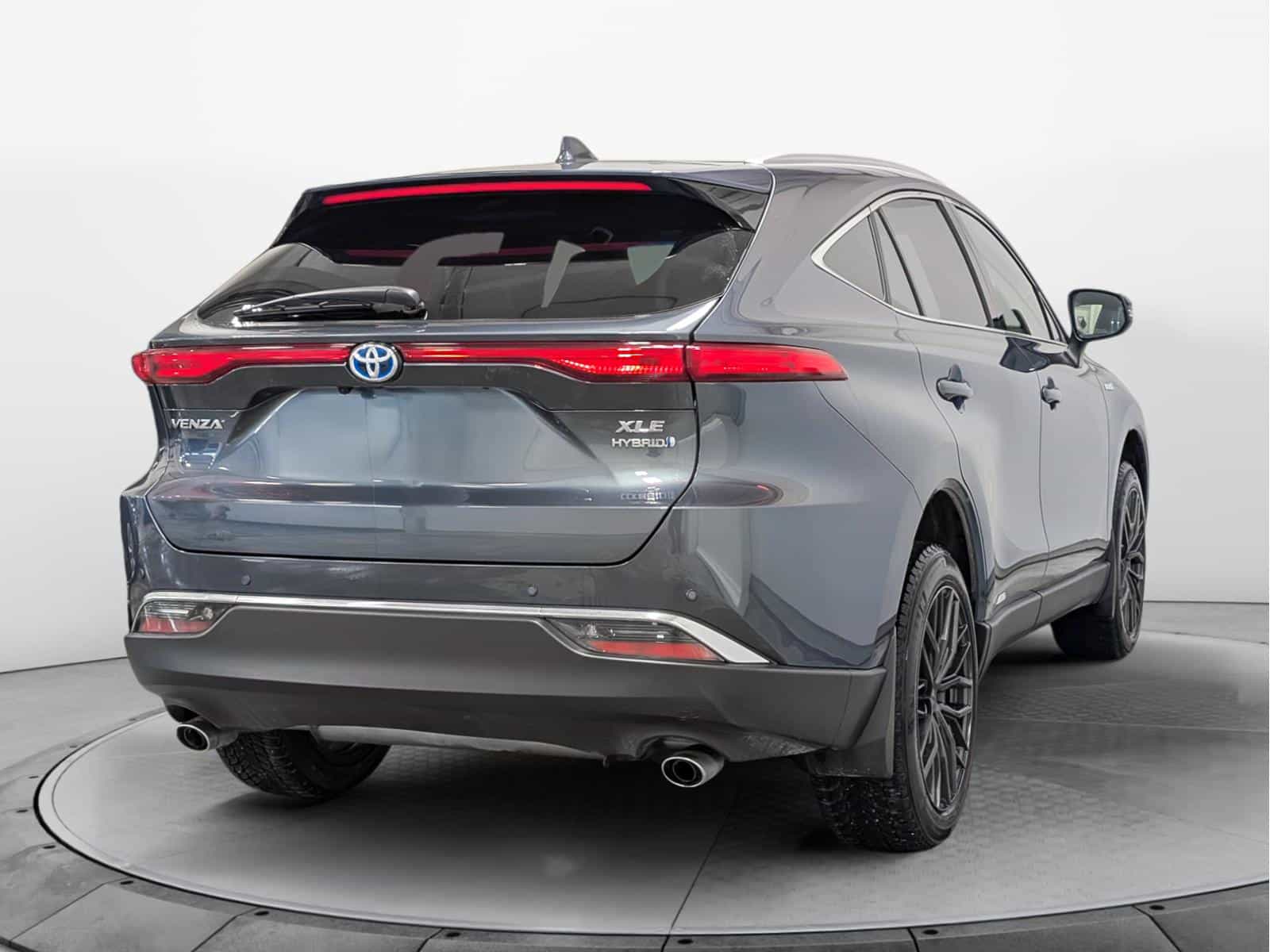 2021 Toyota Venza XLE - Image 5