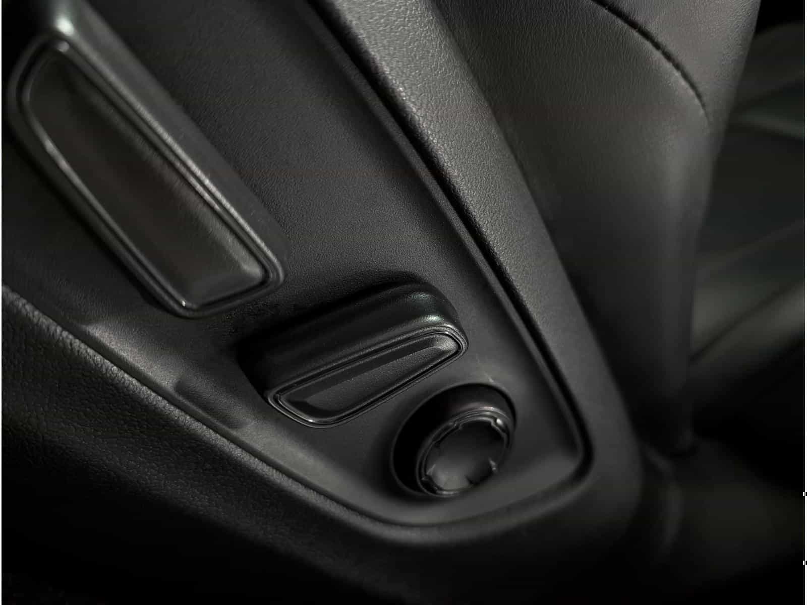 2021 Toyota Venza XLE - Image 8