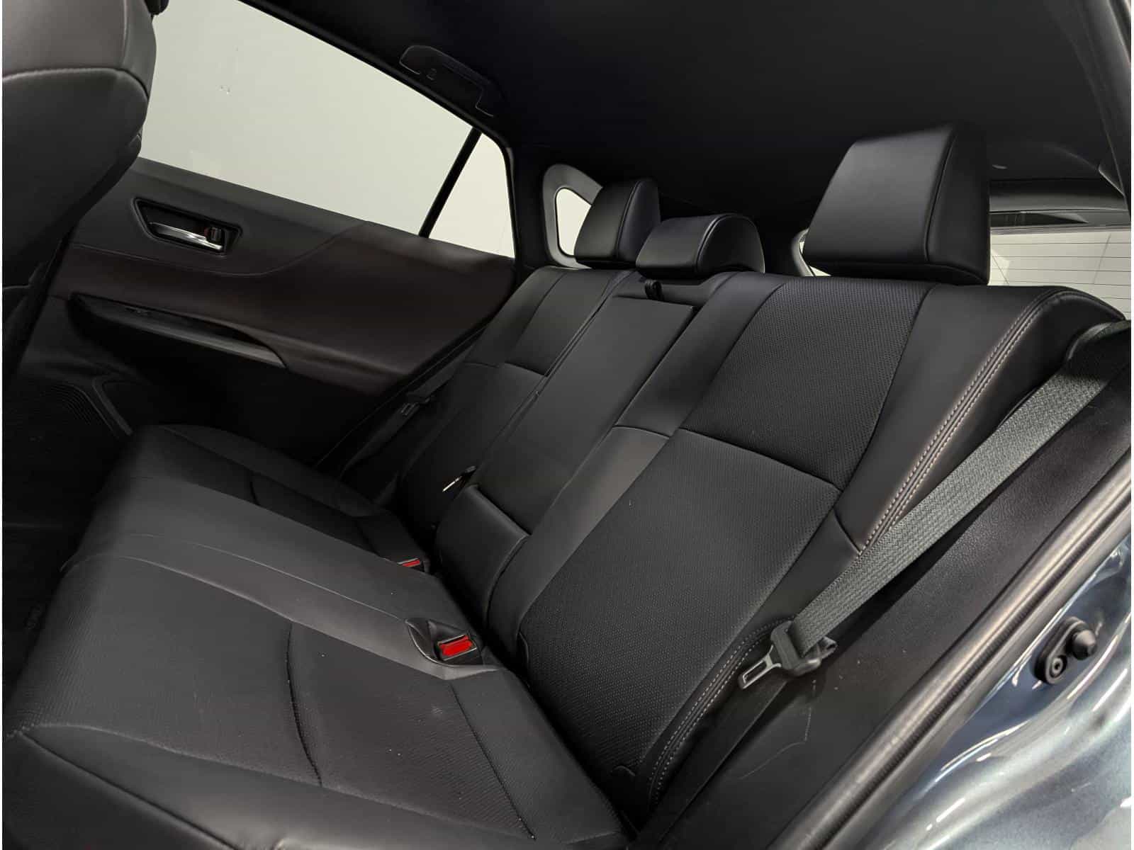 2021 Toyota Venza XLE - Image 10