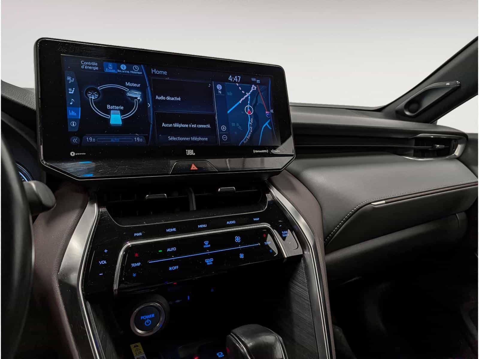 2021 Toyota Venza XLE - Image 11