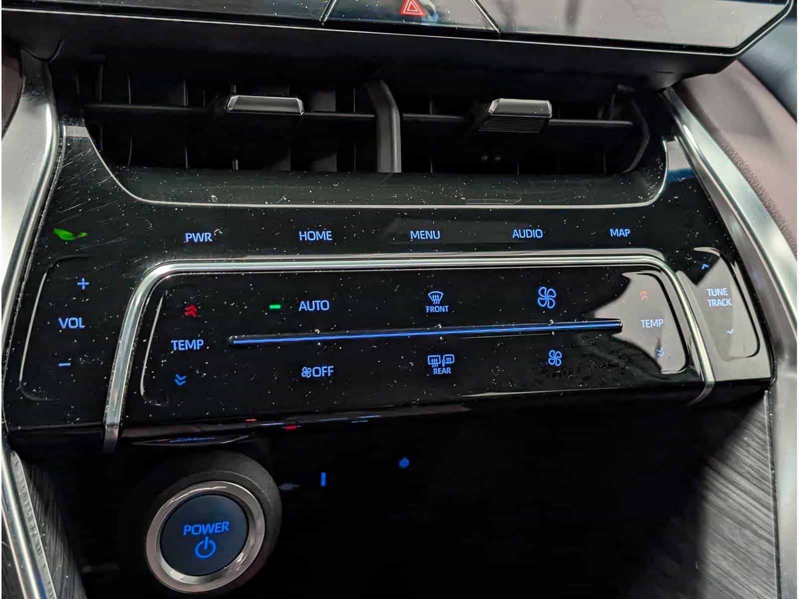 2021 Toyota Venza XLE - Image 14