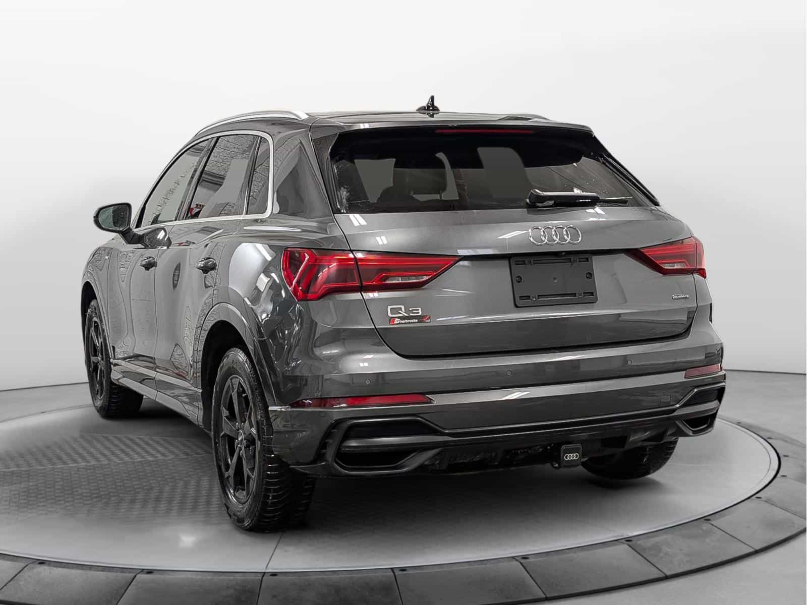 Image 3 Audi Q3 2019