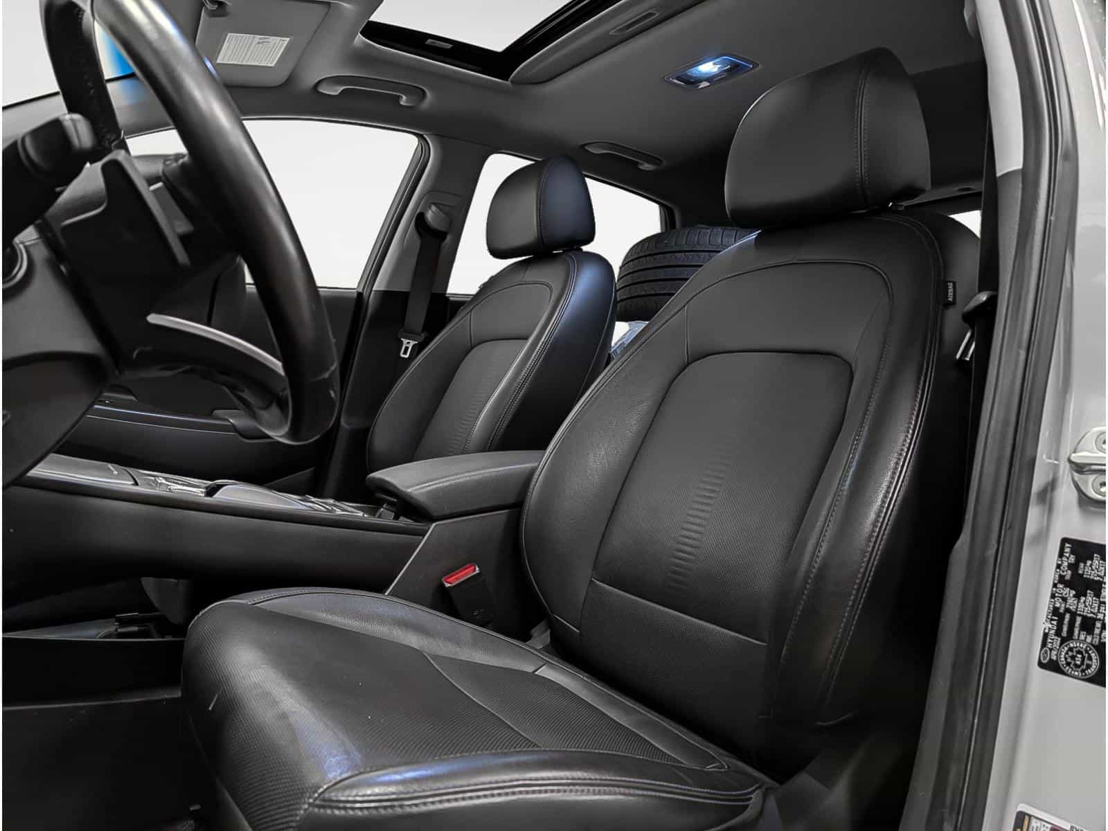 2022 Hyundai Kona EV Ultimate - Image 7