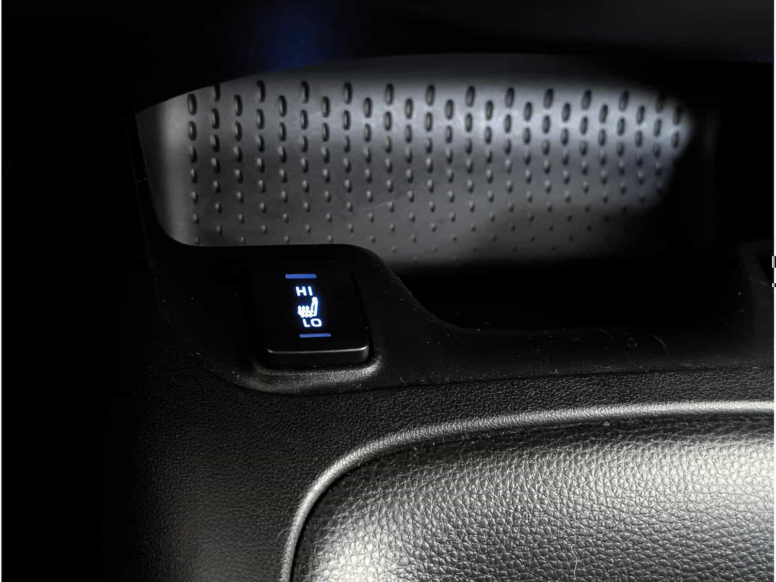 2022 Toyota Corolla Base Hybrid - Image 13