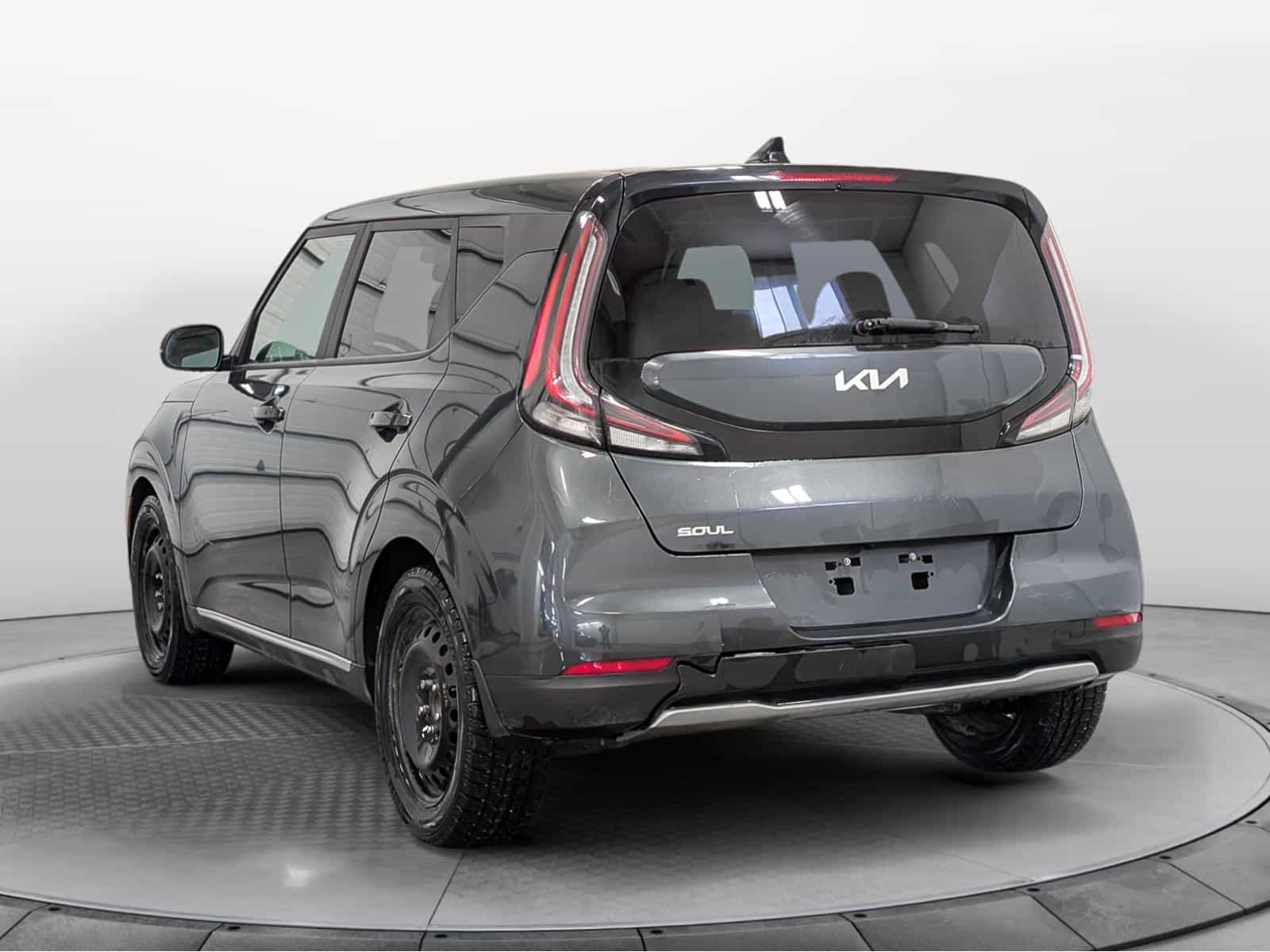 2023 Kia Soul EV Premium - Image 3