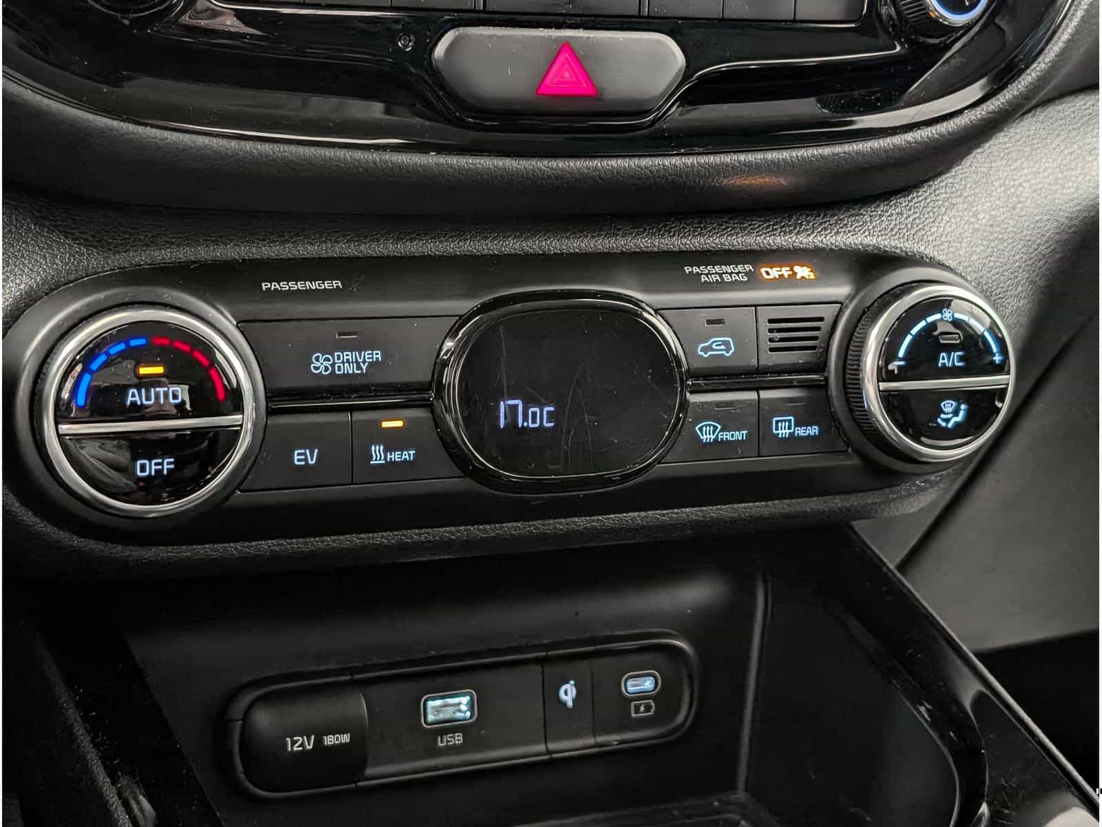 2023 Kia Soul EV Premium - Image 12