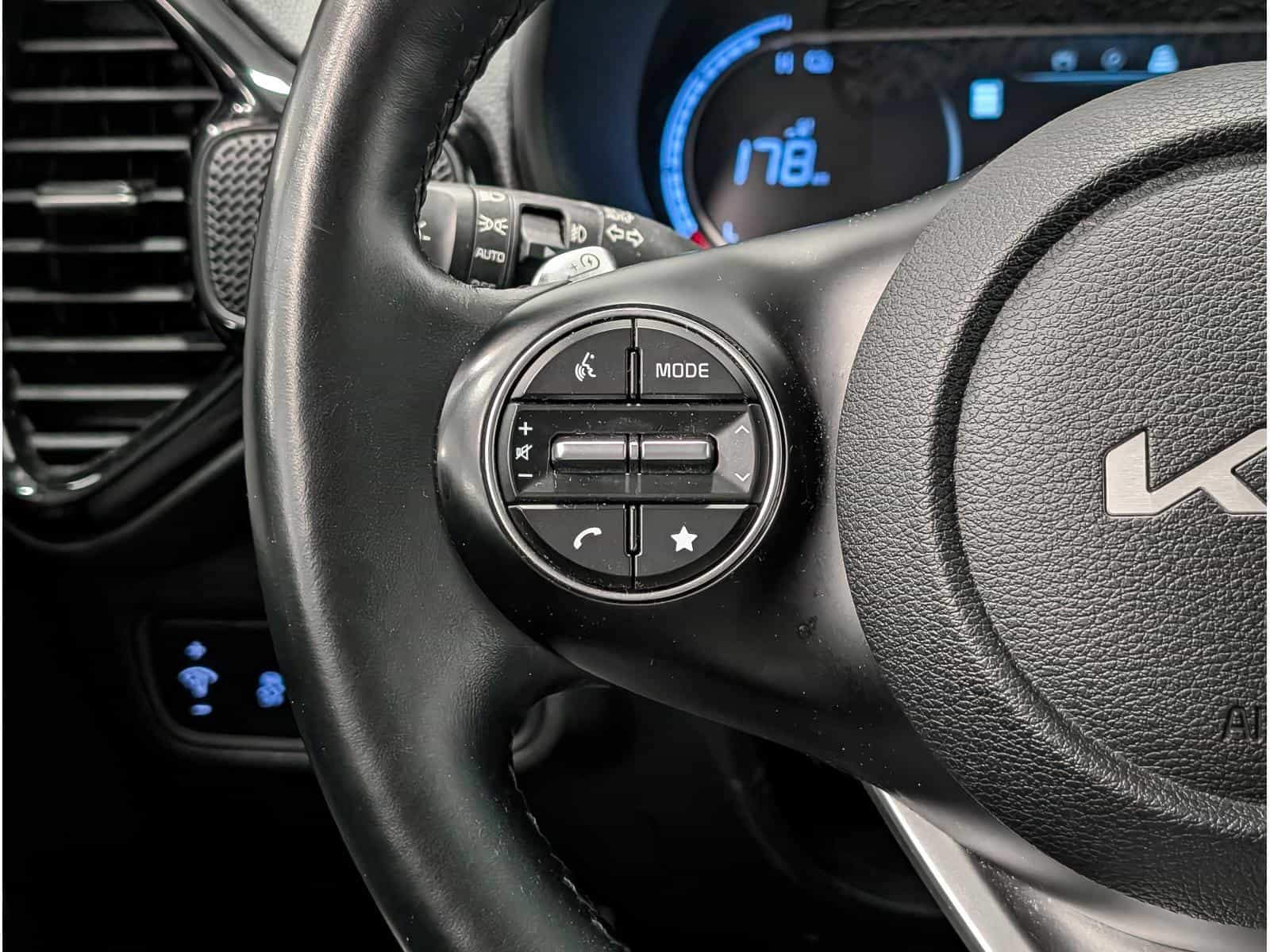 2023 Kia Soul EV Premium - Image 15