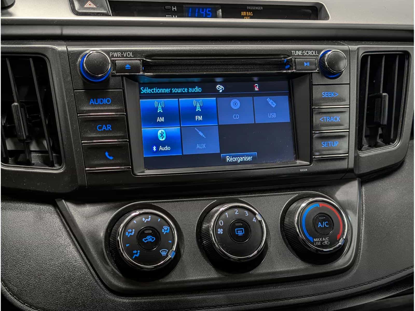 Image 10 Toyota Rav4 LE 2015