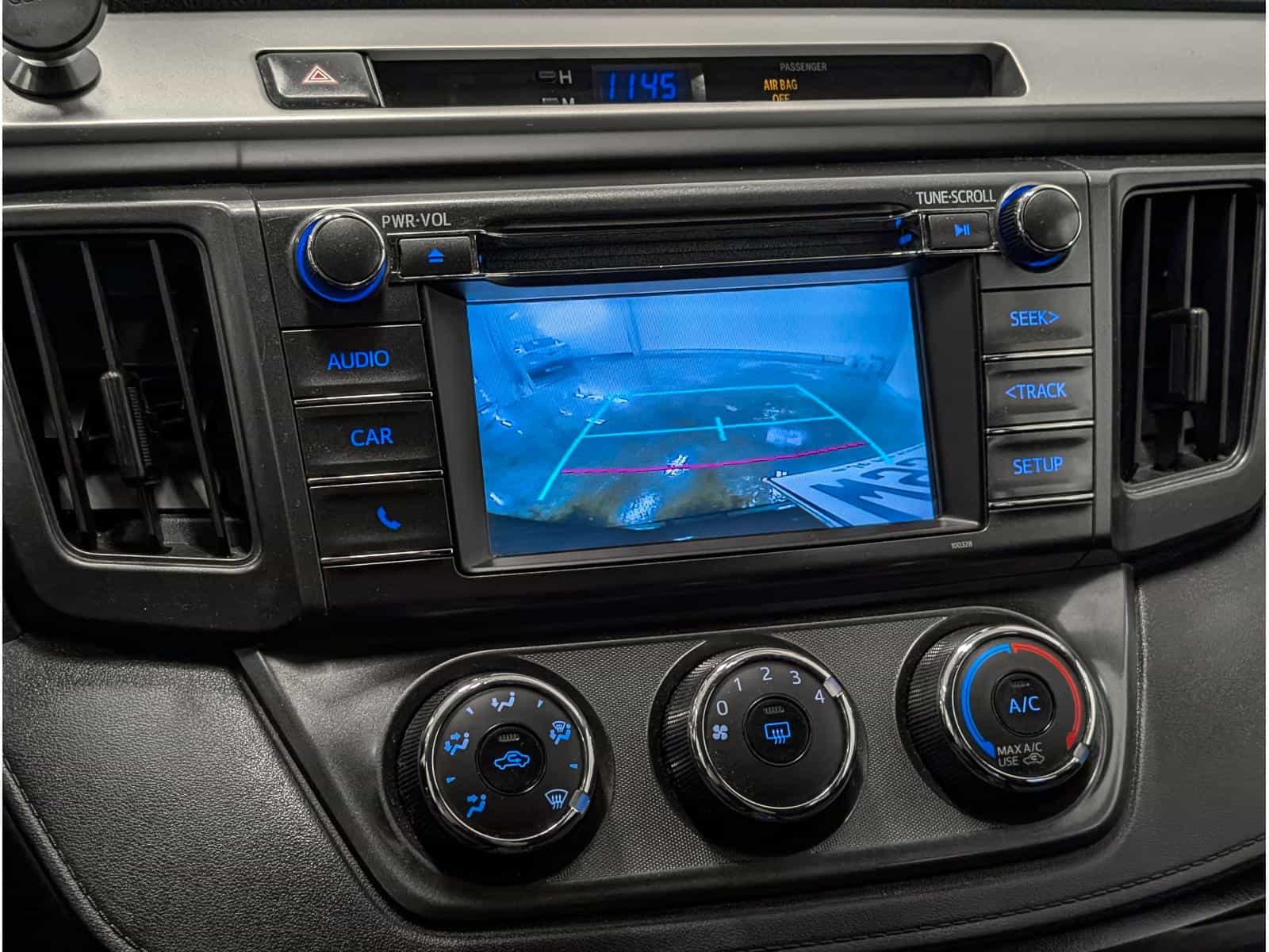 2015 Toyota Rav4 LE - Image 11