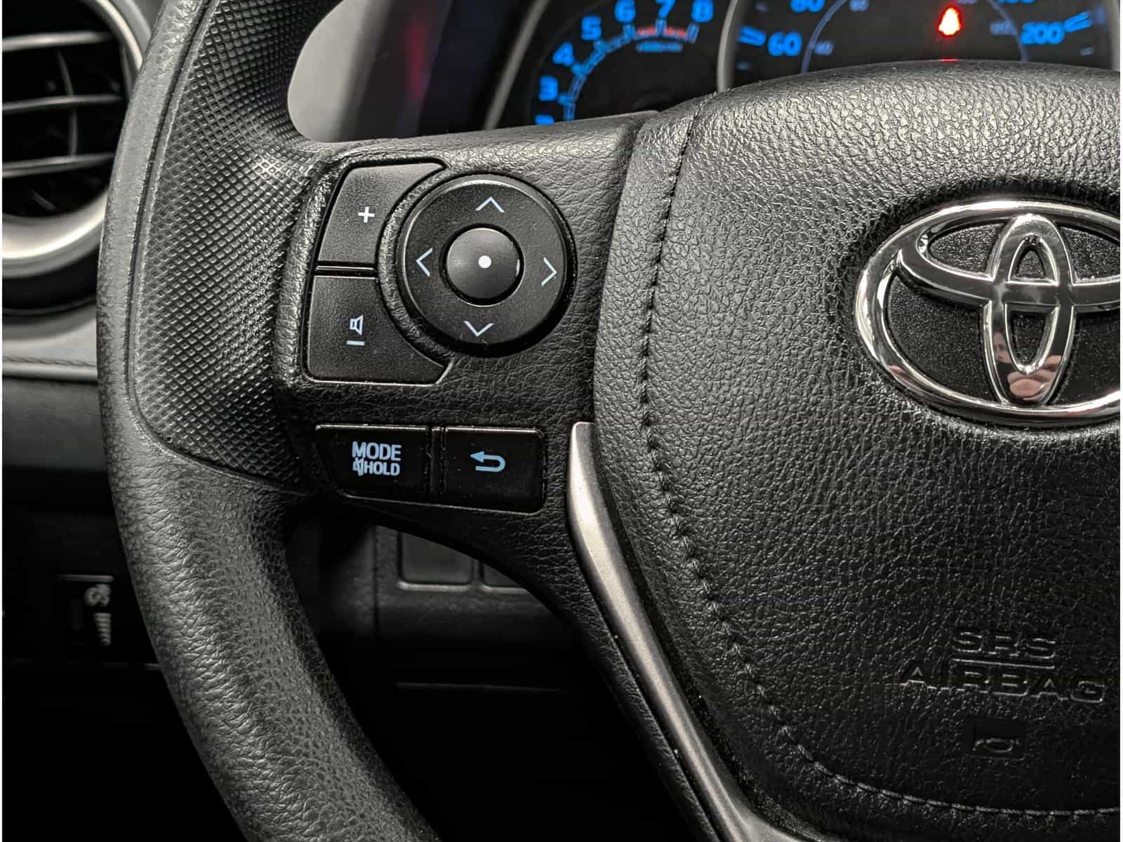 Image 14 Toyota Rav4 LE 2015