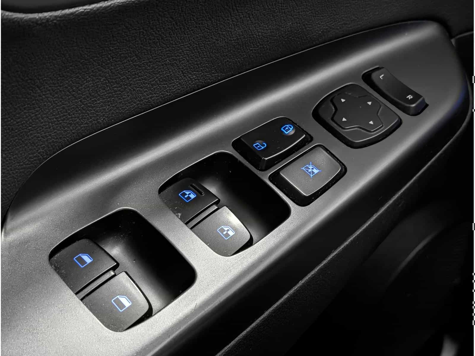 2019 Hyundai Kona EV Ultimate - Image 15