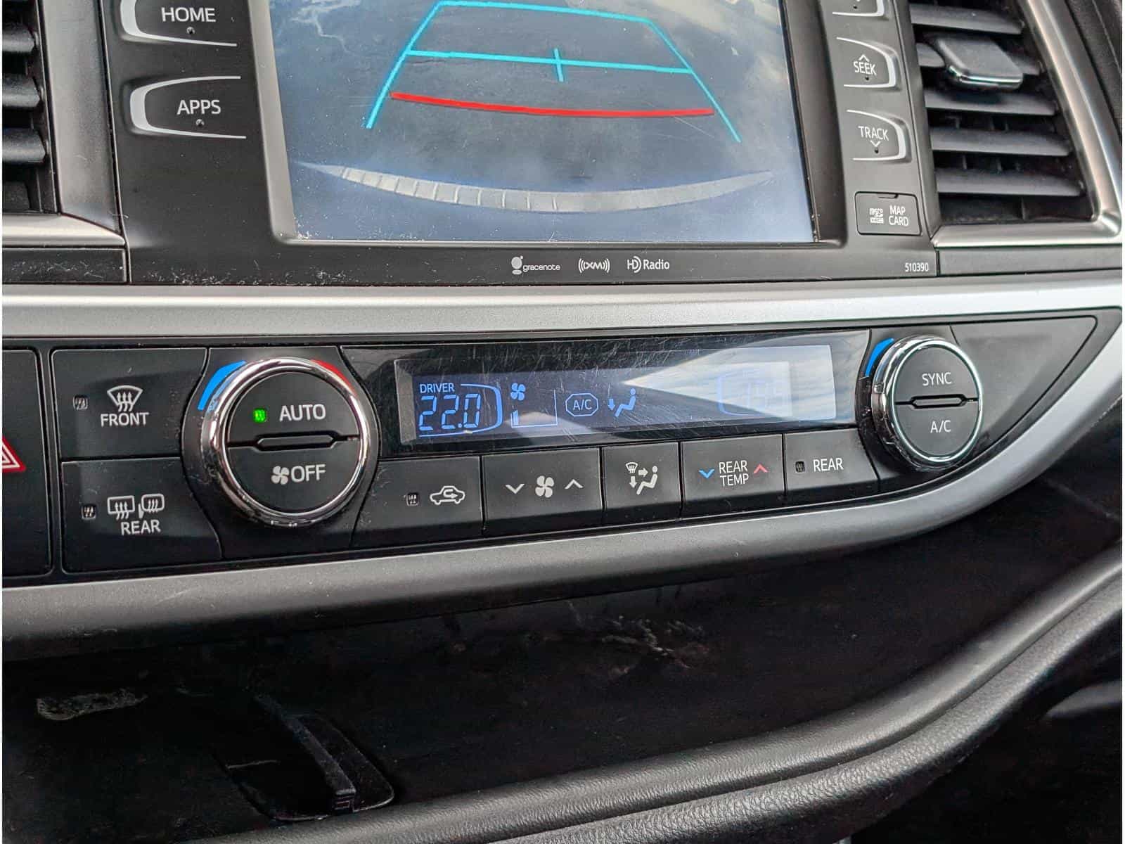 Image 13 Toyota Highlander XLE 2019