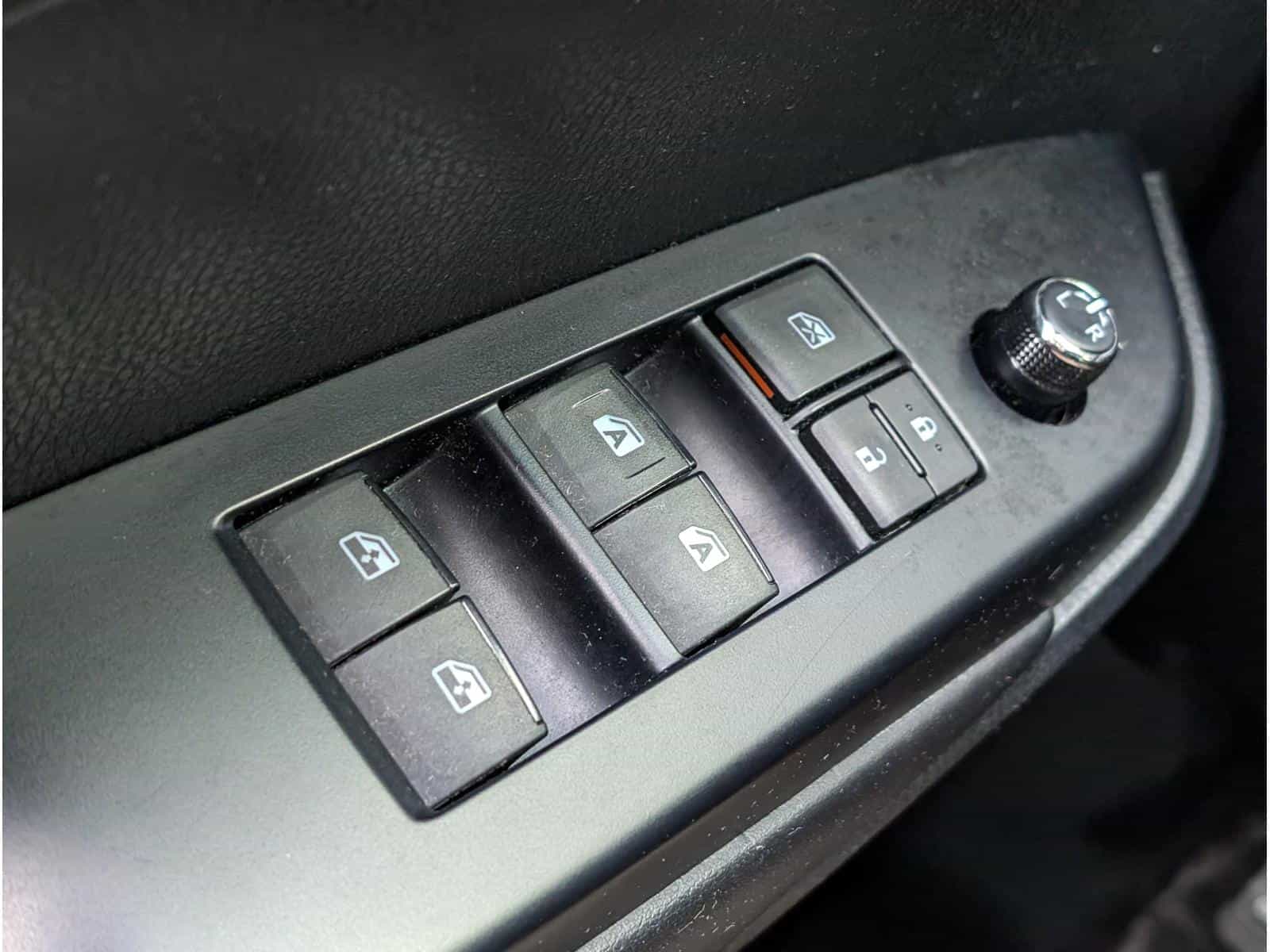 Image 16 Toyota Highlander XLE 2019