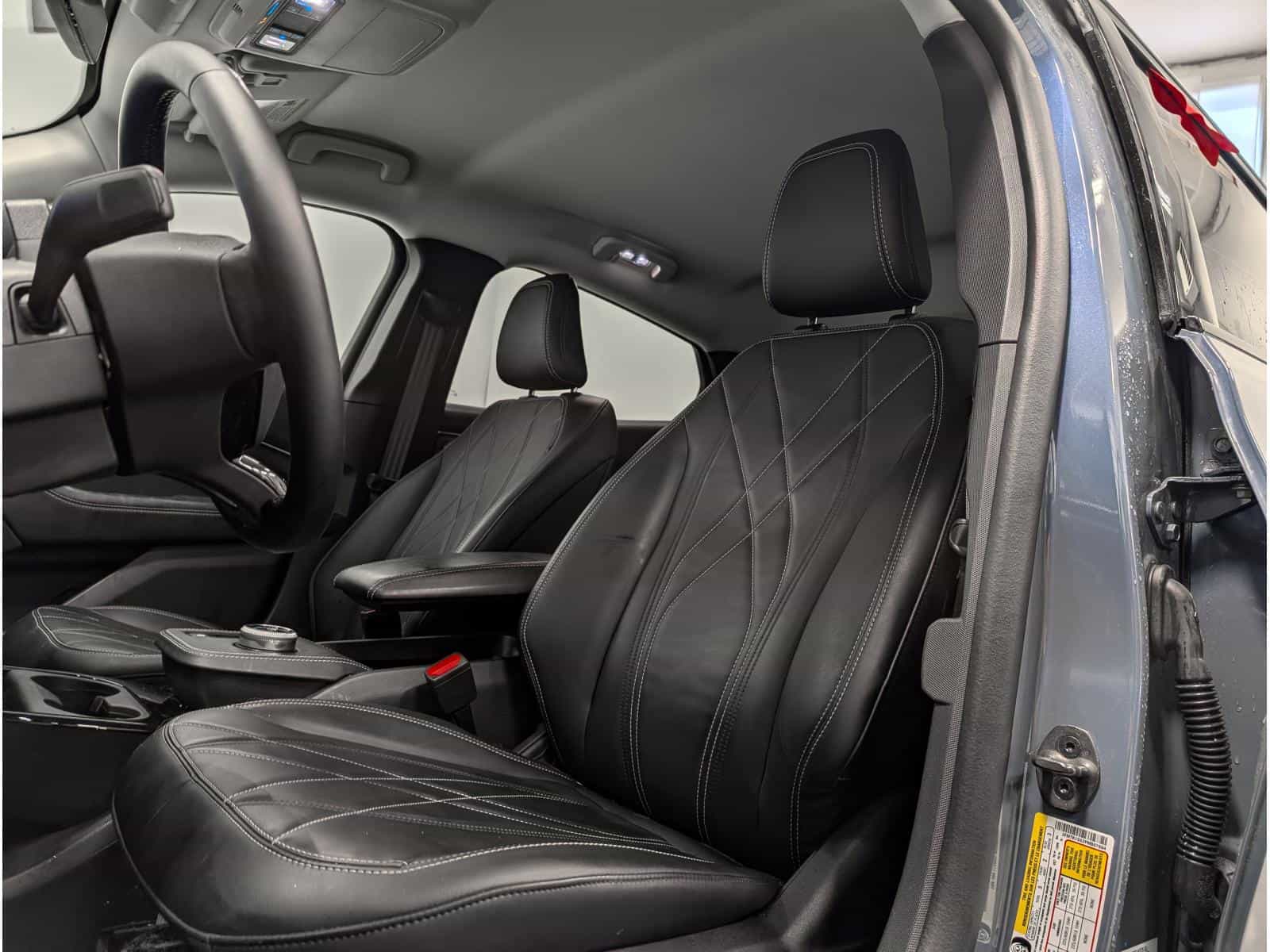 2023 Ford Mustang MACH-E Select - Image 7