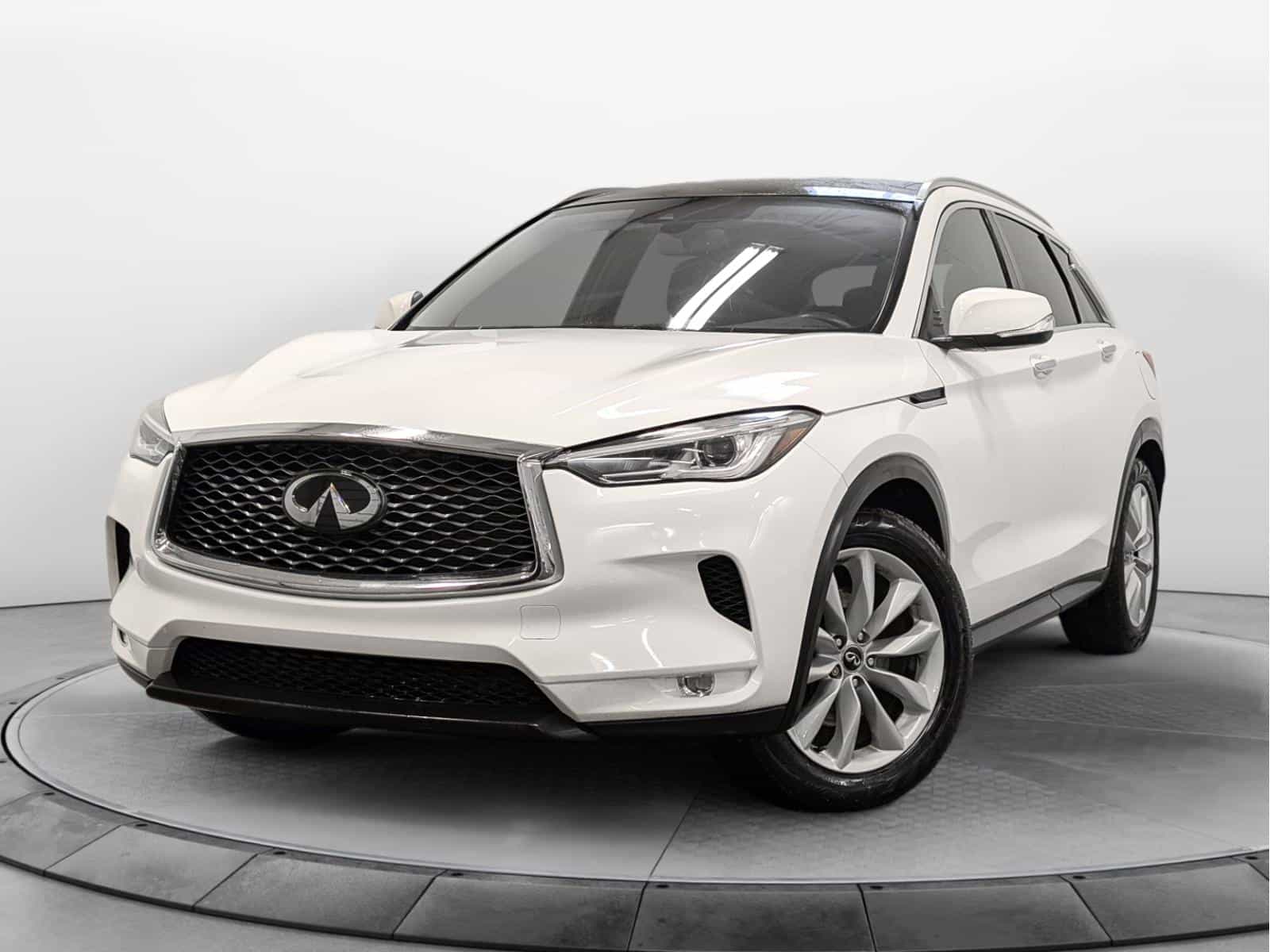 Image 1 Infiniti QX50 Essential 2019