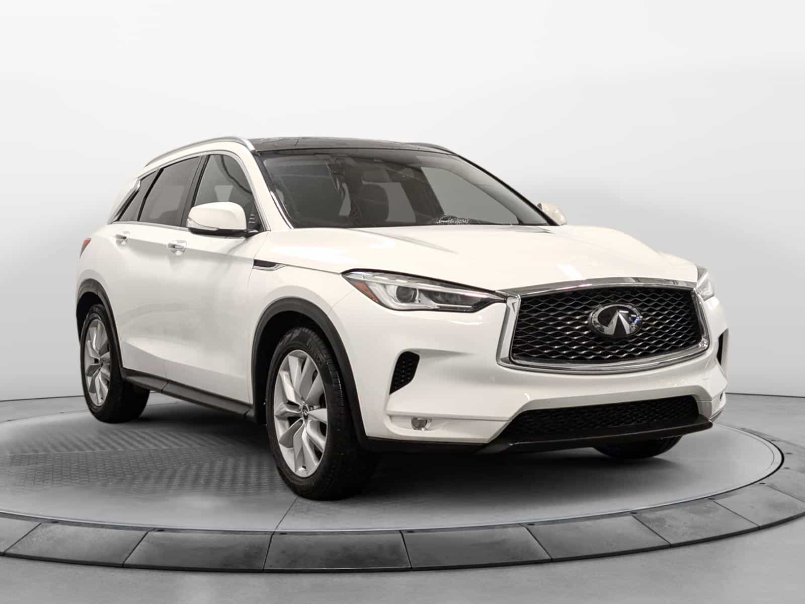 Image 2 Infiniti QX50 Essential 2019