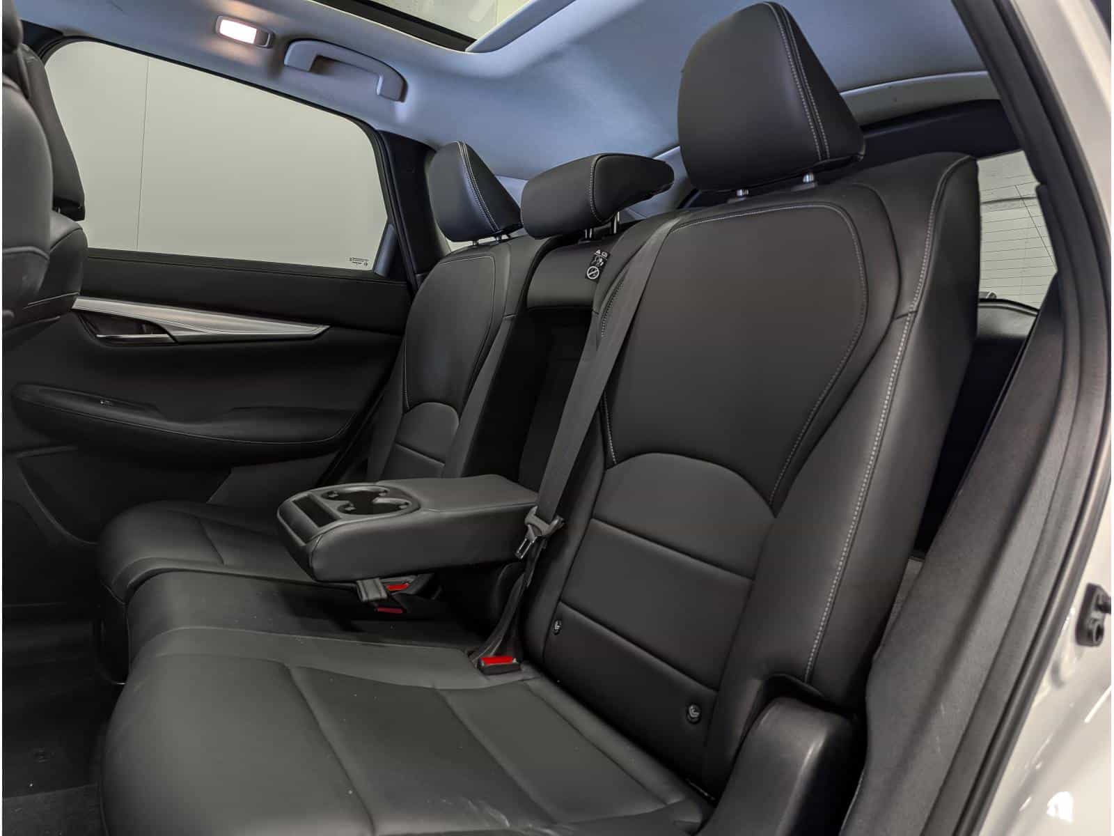 Image 8 Infiniti QX50 Essential 2019