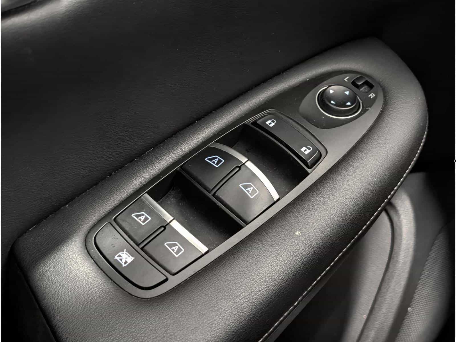 Image 15 Infiniti QX50 Essential 2019