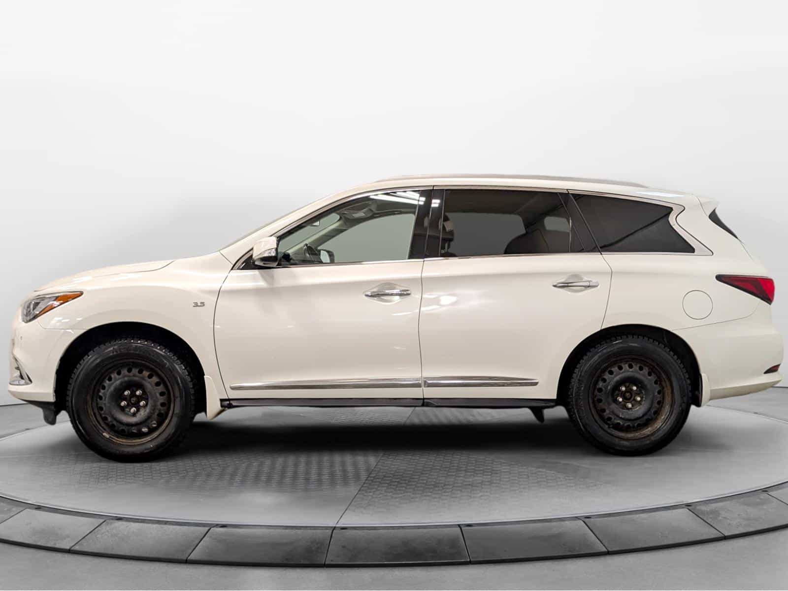 2018 Infiniti QX60 Base - Image 5