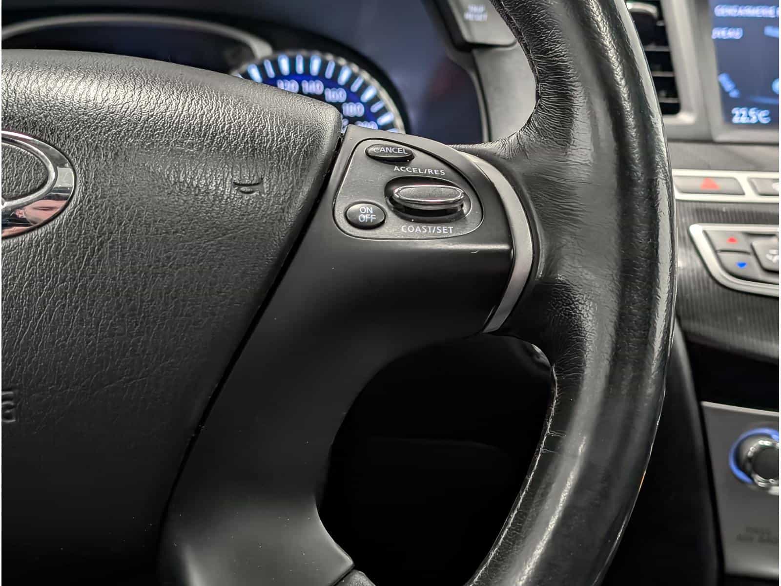 2018 Infiniti QX60 Base - Image 12