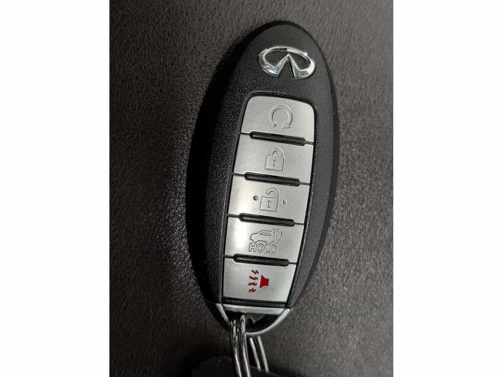 2018 Infiniti QX60 Base - Image 17