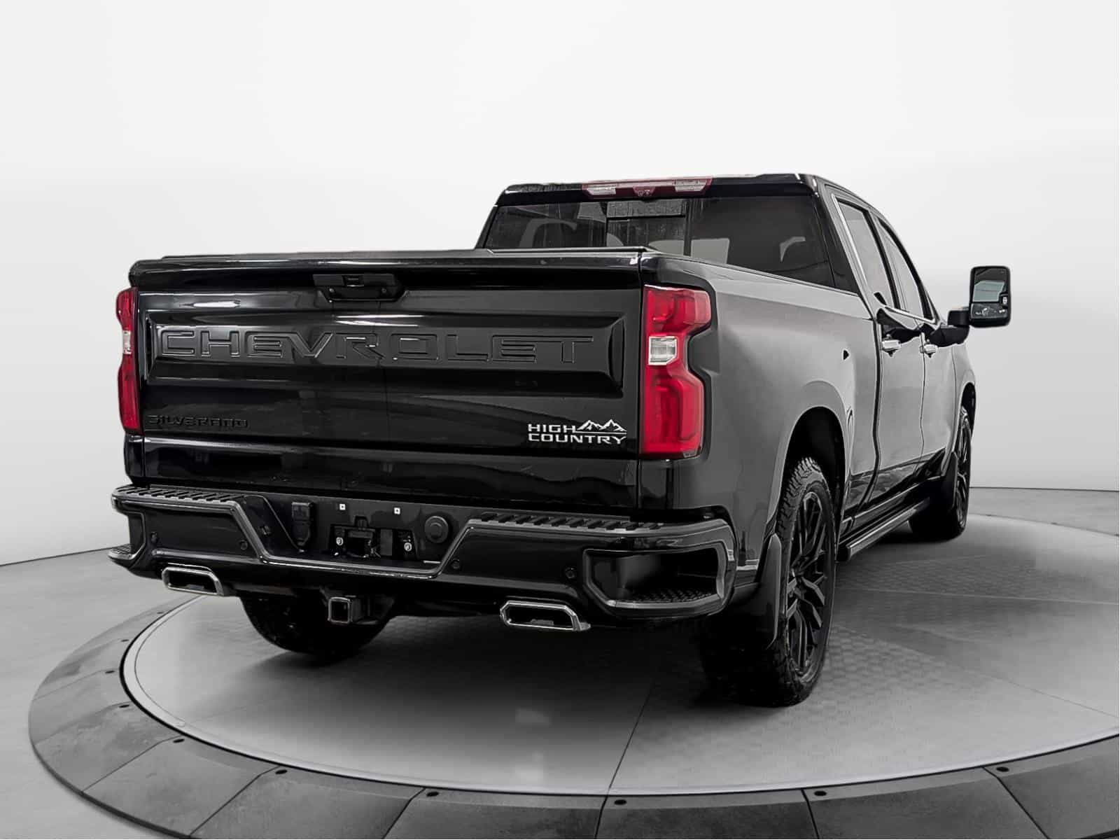 2021 Chevrolet Silverado 1500 High Country - Image 4
