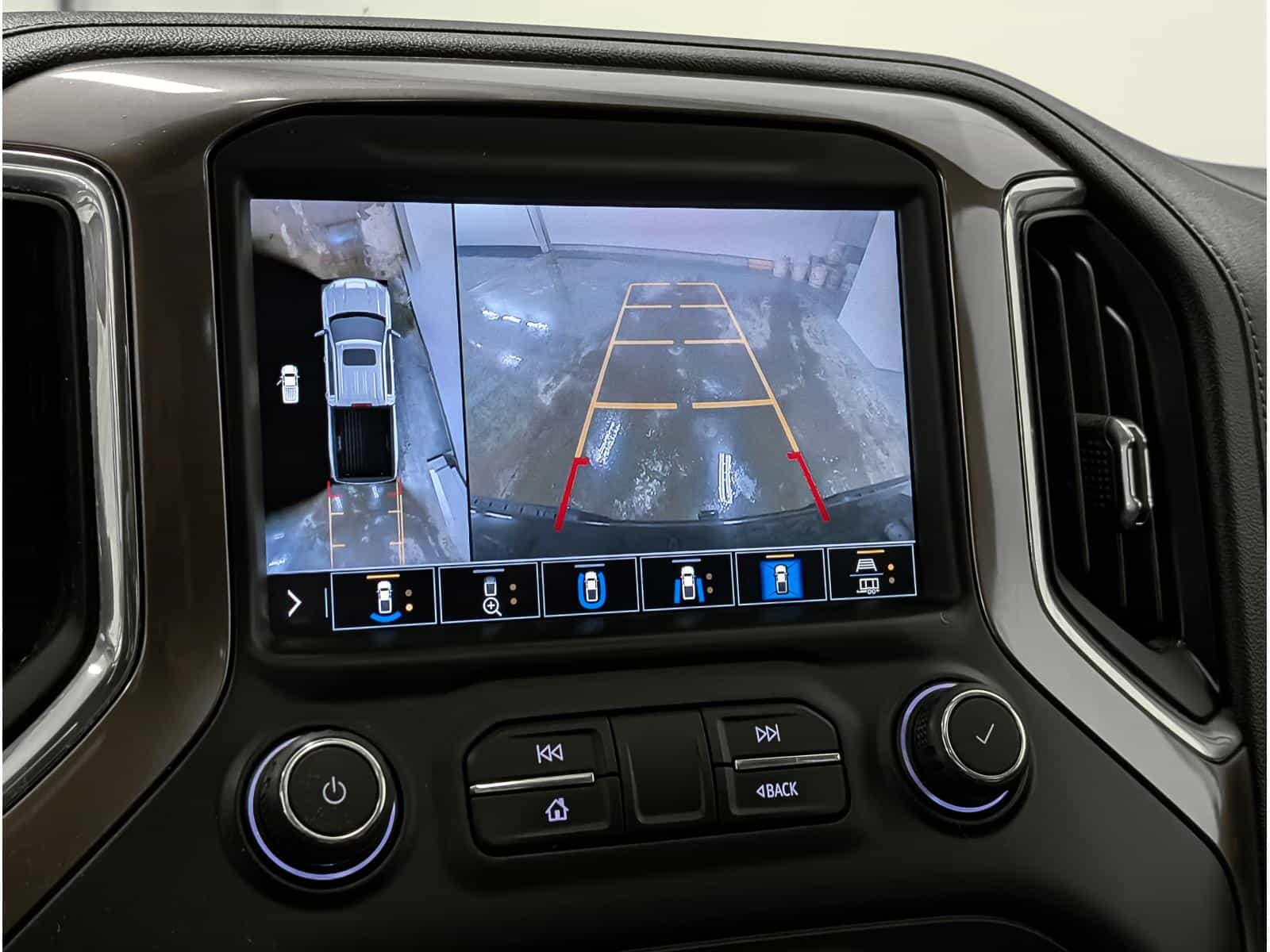 2021 Chevrolet Silverado 1500 High Country - Image 9