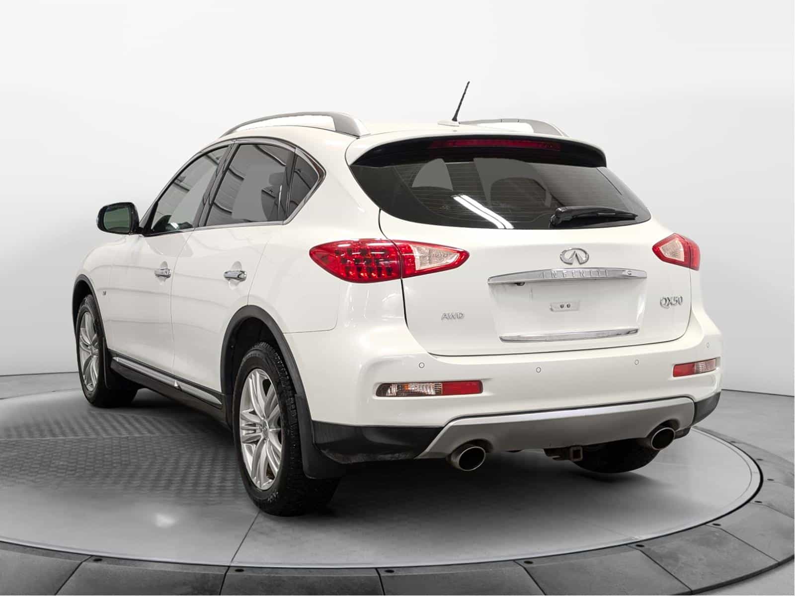 Image 3 Infiniti QX50 Premium 2016