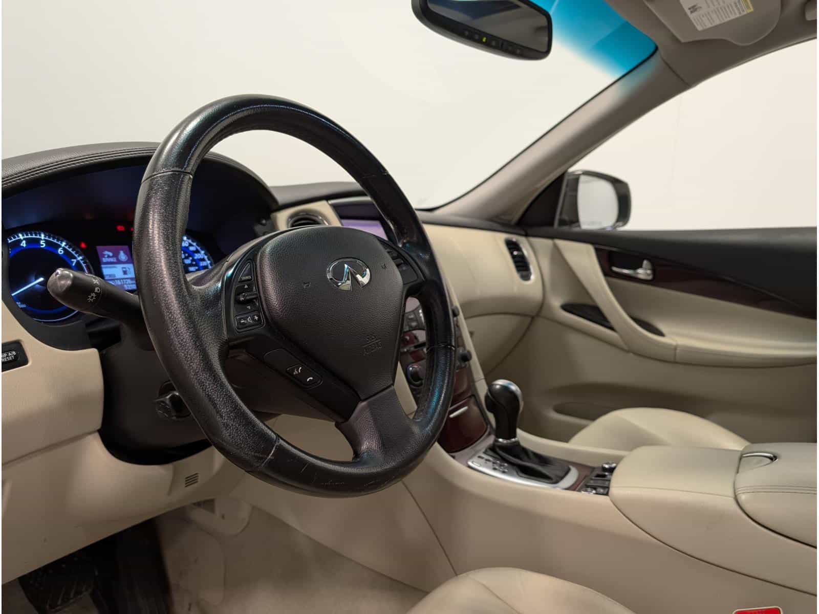 Image 6 Infiniti QX50 Premium 2016