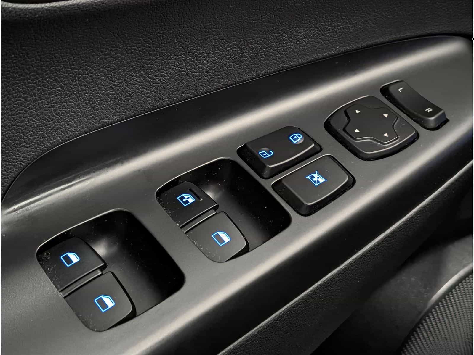 Image 15 Hyundai Kona EV Preferred 2023