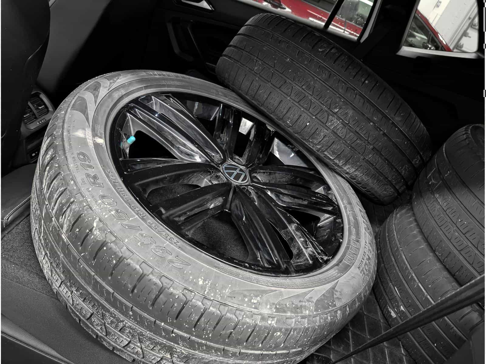 2022 Volkswagen Tiguan Comfortline R-L Blk - Image 10