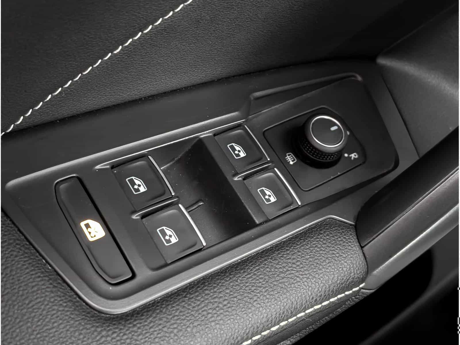 2022 Volkswagen Tiguan Comfortline R-L Blk - Image 16