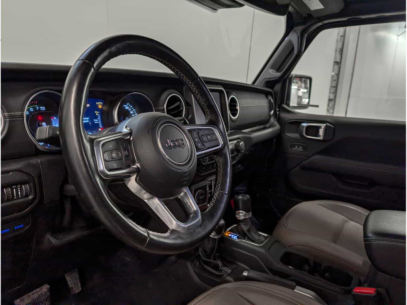 Image 6 Jeep Wrangler Unlimited Sahara 2021