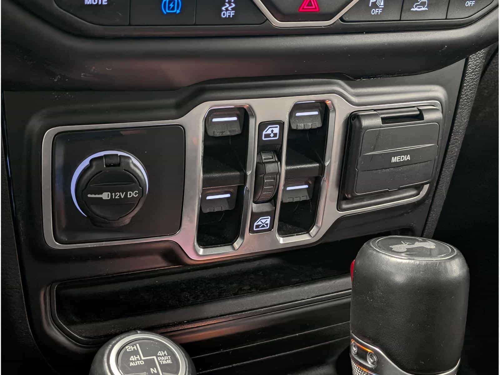 2021 Jeep Wrangler Unlimited Sahara - Image 11