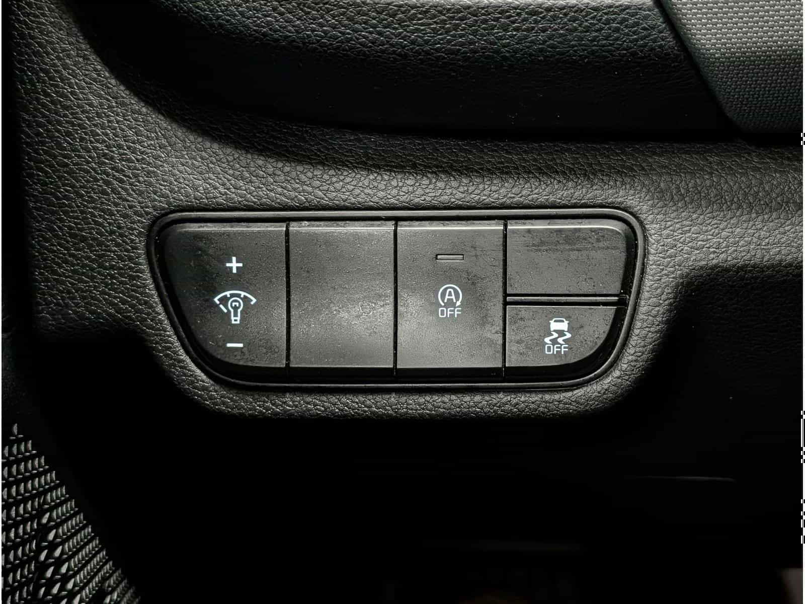 2022 Kia Seltos LX - Image 15